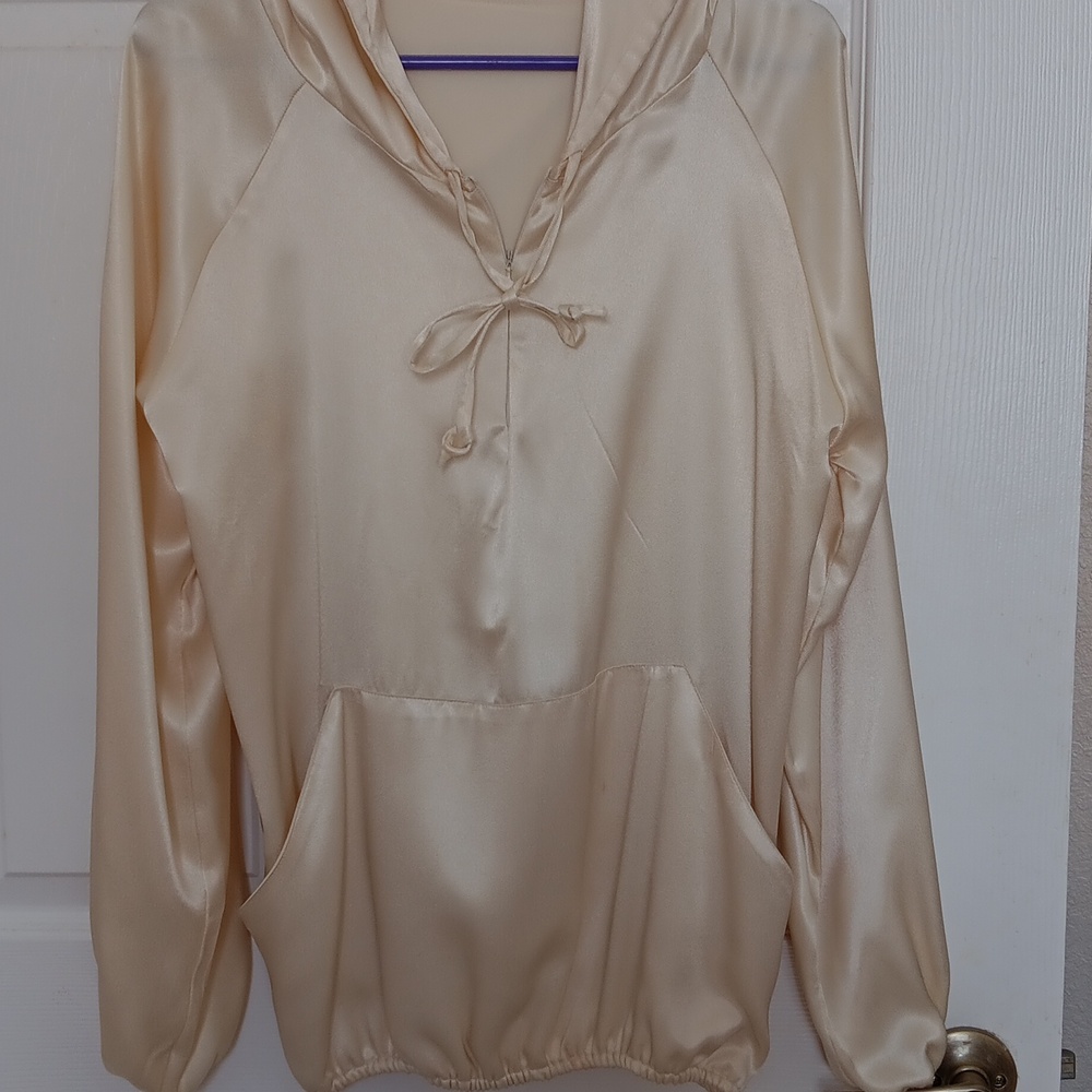 Vintage Cream Satin Pullover Hooded Sweatshirt.Size L - Picture 4 of 14